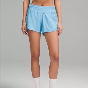 Lululemon Hotty Hot High-Rise Lines Short 4”